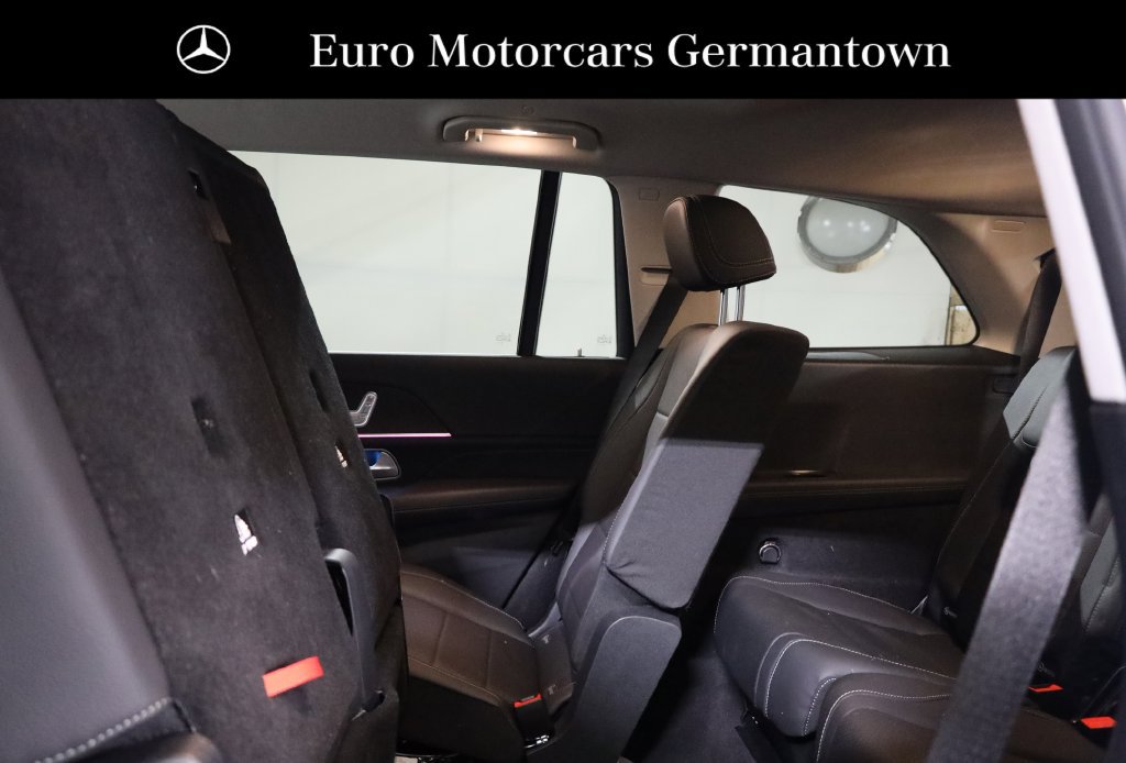 Used 2026 Mercedes-Benz GLS 450 4MATIC image 48