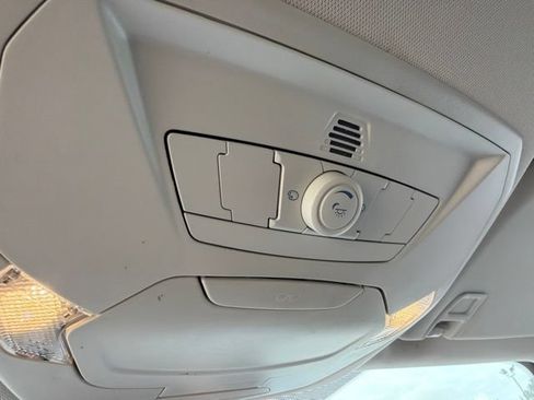 Used 2015 Ford Escape Titanium FWD image 26