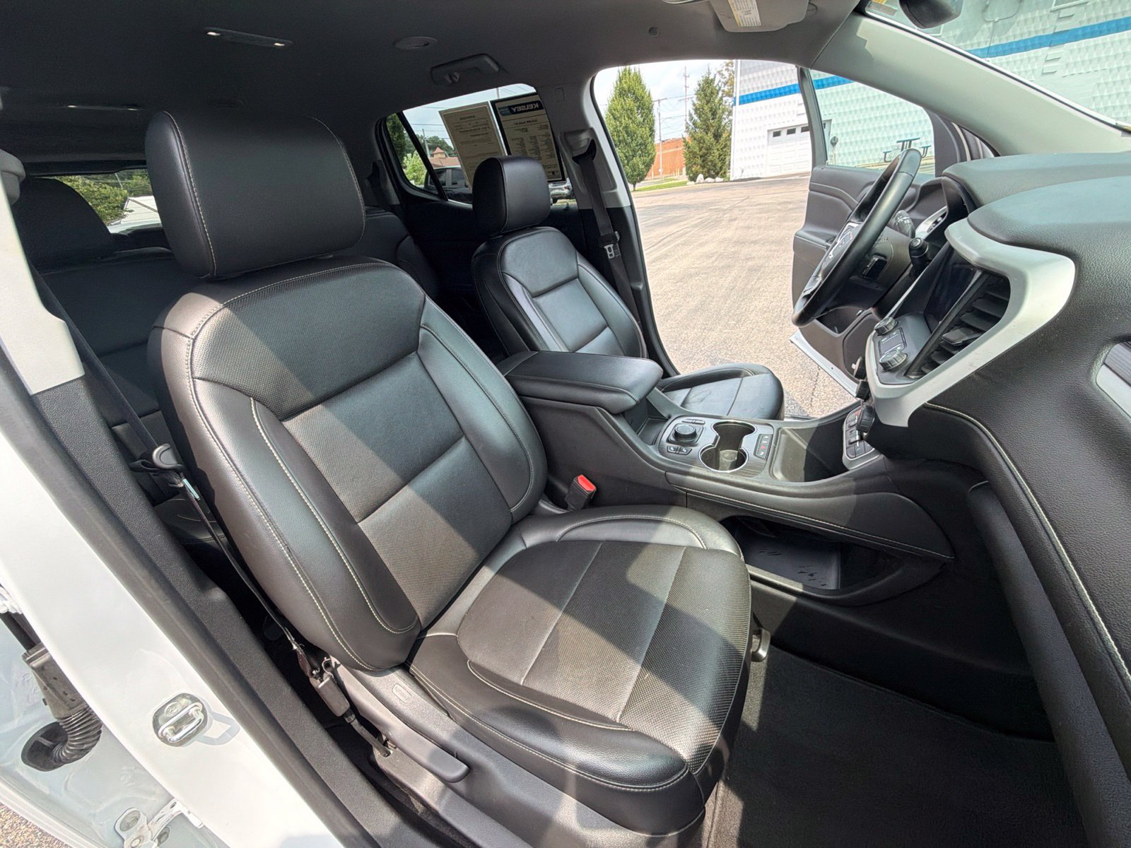 Used 2023 GMC Acadia SLT AWD/4WD image 28