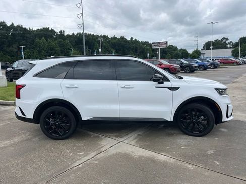 Used 2023 Kia Sorento SX FWD image 8