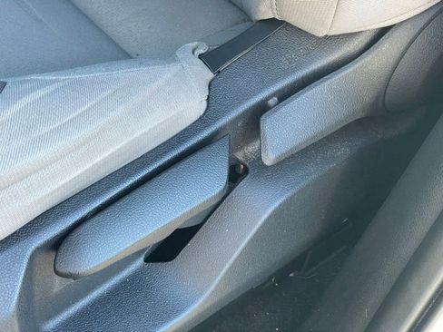 Used 2024 Toyota Tacoma TRD Off-Road image 12