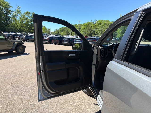 Used 2023 Chevrolet Silverado 1500 Custom AWD/4WD image 22