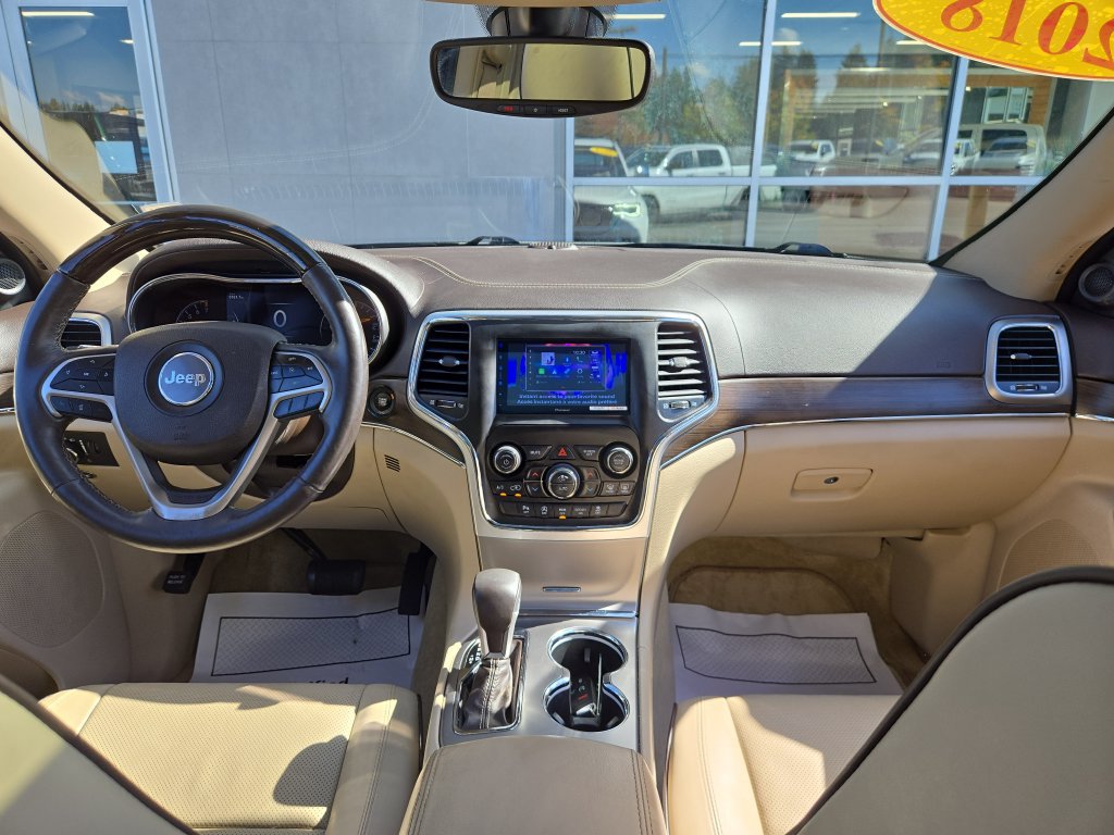 Used 2018 Jeep Grand Cherokee Overland AWD/4WD image 18
