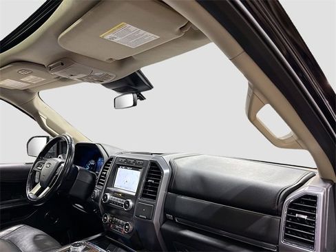 Used 2019 Ford Expedition Platinum image 35