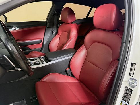 Used 2019 Kia Stinger GT1 image 29