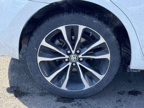 Used 2019 Toyota Corolla SE image 21
