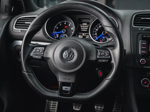 Used 2012 Volkswagen Golf 4-Door image 39