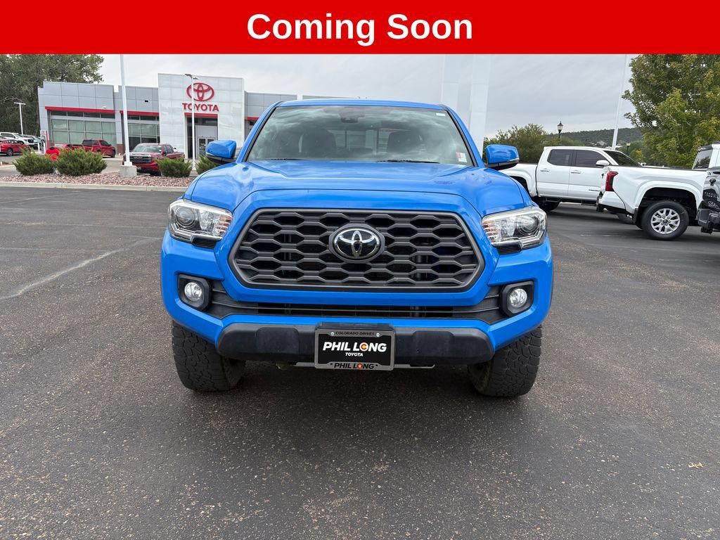 Used 2021 Toyota Tacoma TRD Off-Road w/ Technology Package AWD/4WD image 2