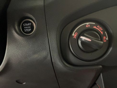 Used 2023 Nissan Frontier PRO-4X w/ Pro Convenience Package image 23