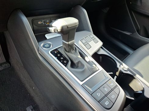 New 2026 Kia Sportage EX image 10