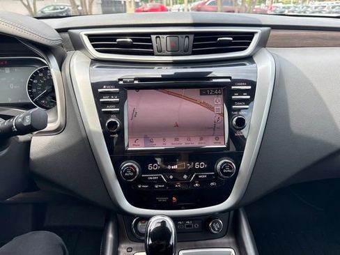 Used 2019 Nissan Murano Platinum FWD image 4
