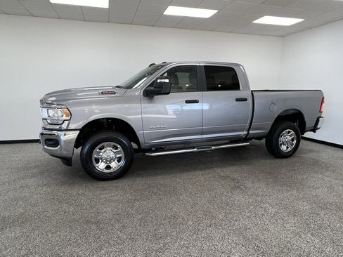 Used 2024 RAM 2500 Big Horn w/ Bed Utility Group image 20