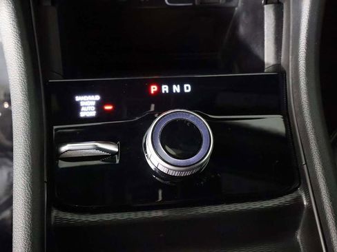 Used 2024 Jeep Grand Cherokee Limited image 49