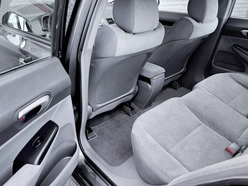 Used 2010 Honda Civic LX image 16