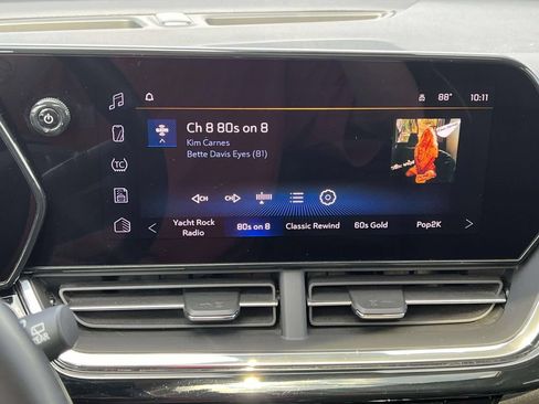 Used 2024 Chevrolet Trax ACTIV w/ Sunroof Package FWD image 19