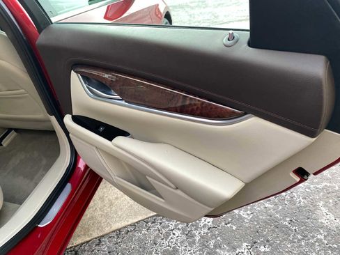 Used 2013 Cadillac XTS Luxury w/ Driver Awareness Package image 38