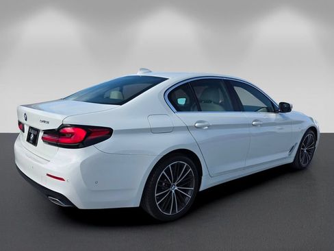 Used 2021 BMW 540i w/ Convenience Package RWD image 4