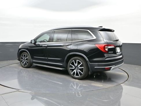 Used 2019 Honda Pilot Touring image 5