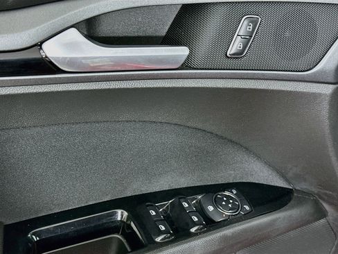 Used 2013 Ford Fusion SE FWD image 15