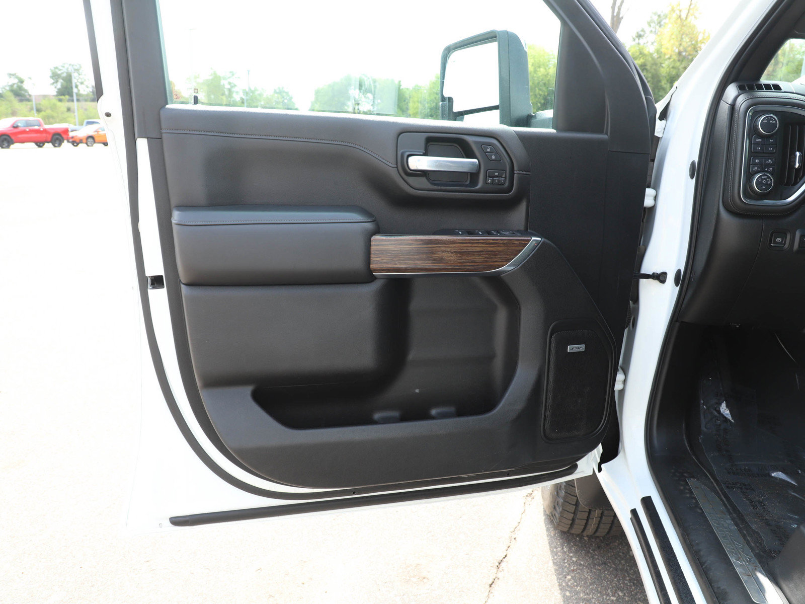 Used 2020 Chevrolet Silverado 3500 High Country w/ Technology Package AWD/4WD image 18