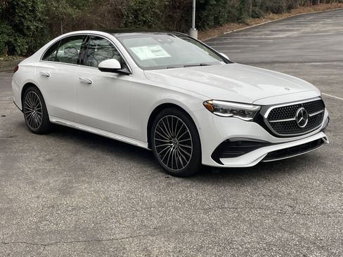 New 2026 Mercedes-Benz E 350 E 350 4MATIC Sedan image 4