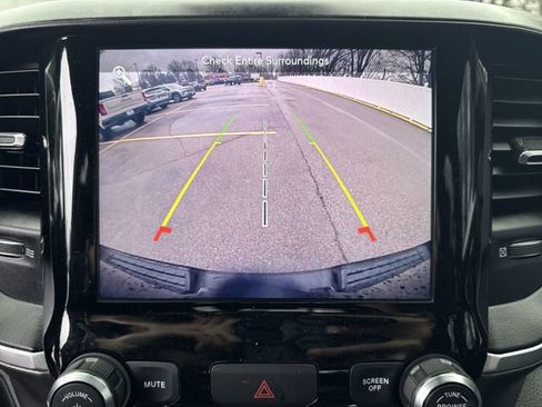 Used 2019 RAM 1500 Big Horn image 15