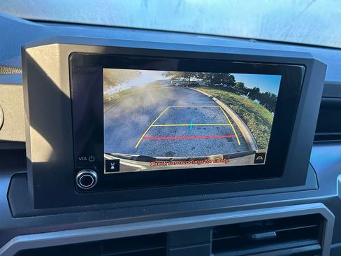 Certified 2025 Toyota Tacoma SR5 image 25