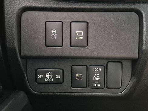 Certified 2020 Toyota Tacoma TRD Sport w/ TRD Premium Sport Package AWD/4WD image 18