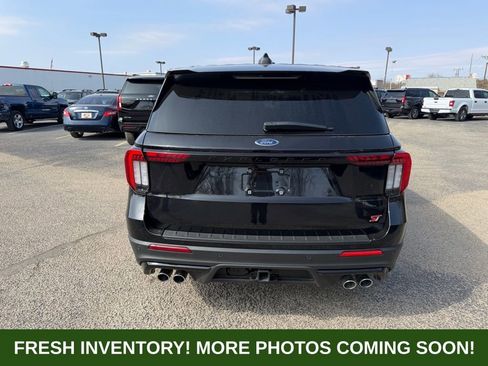 Used 2025 Ford Explorer ST w/ Sun And Sound Package image 7