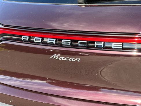 New 2026 Porsche Macan image 31