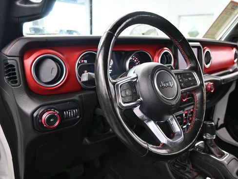 Used 2022 Jeep Wrangler Unlimited Rubicon w/ Xtreme Recon 35" Tire Package AWD/4WD image 18
