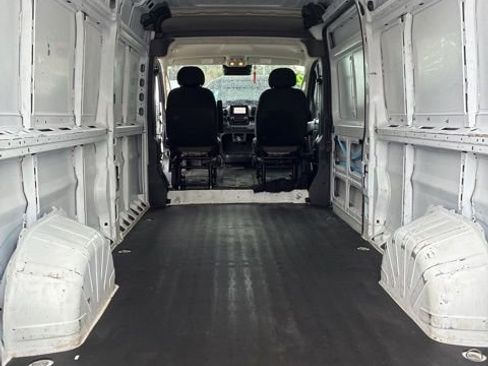 Used 2023 RAM ProMaster 2500 FWD image 8