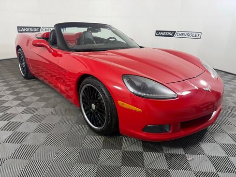Used 2008 Chevrolet Corvette Convertible w/ Preferred Equipment Group RWD image 8