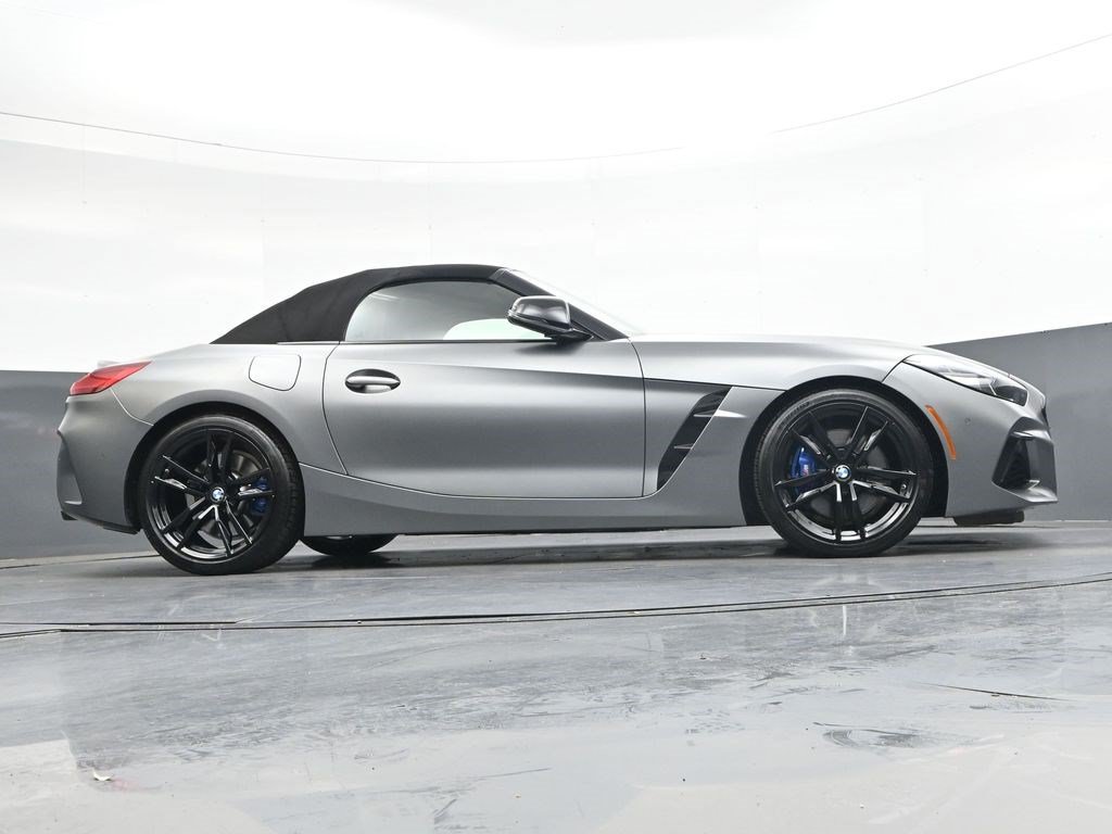 Used 2021 BMW Z4 M40i w/ Executive Package RWD image 28