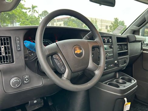New 2025 Chevrolet Express 3500 w/ Power Convenience Package image 36
