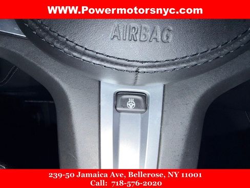 Used 2020 BMW 750i xDrive w/ Executive Package image 30