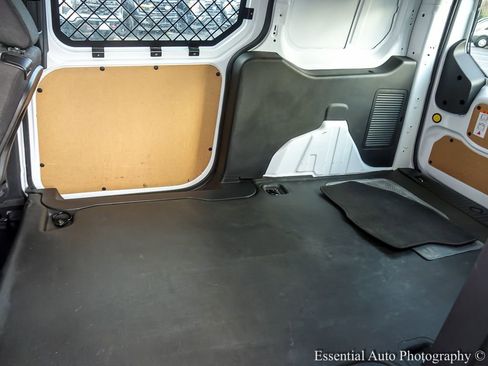 Used 2018 Ford Transit Connect XL image 19