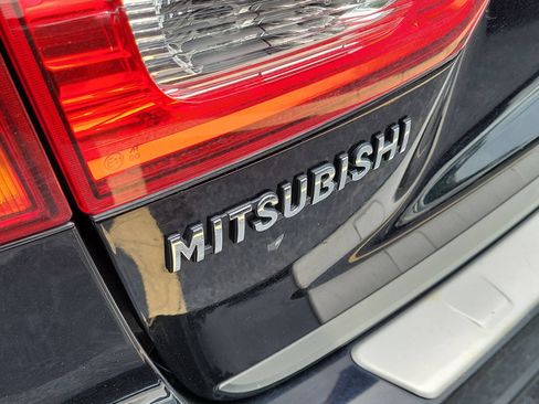 Used 2019 Mitsubishi Outlander Sport ES AWD/4WD image 8