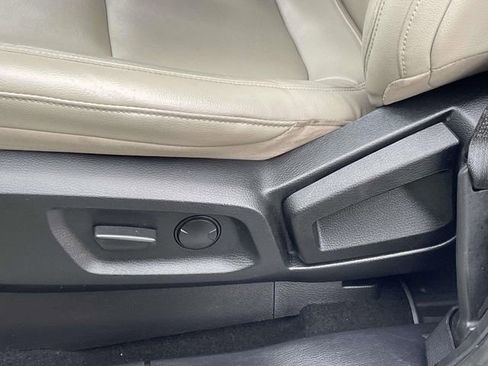 Certified 2019 Ford Ranger Lariat w/ Equipment Group 501A Mid image 19