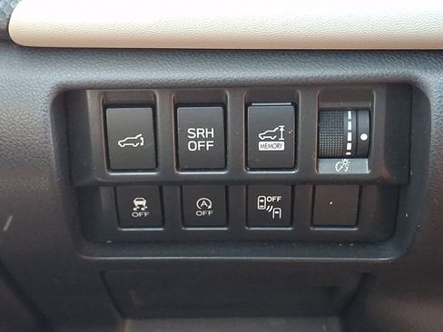 Used 2022 Subaru Forester Limited AWD/4WD image 26