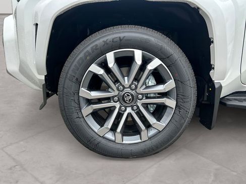 New 2026 Toyota 4Runner Limited AWD/4WD image 14