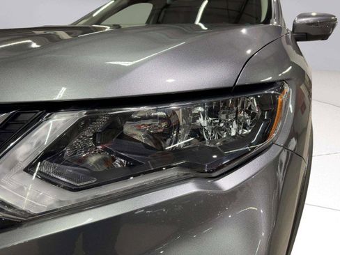 Used 2020 Nissan Rogue SL image 10