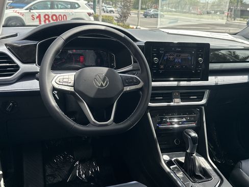 New 2026 Volkswagen Taos SEL AWD/4WD image 14