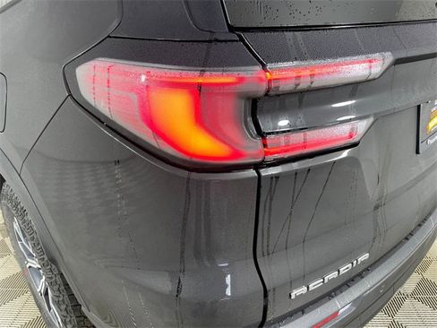 New 2026 GMC Acadia AT4 w/ Luxury Package image 14