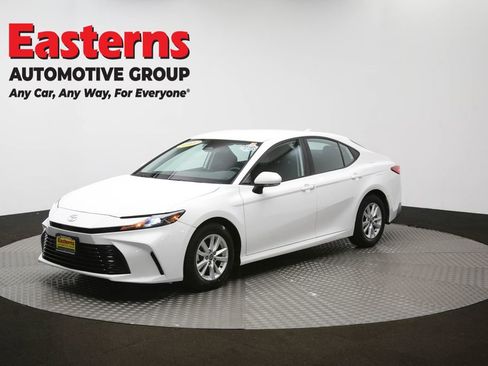 Used 2025 Toyota Camry LE FWD image 56