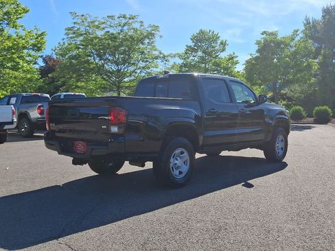 Certified 2023 Toyota Tacoma SR AWD/4WD image 5
