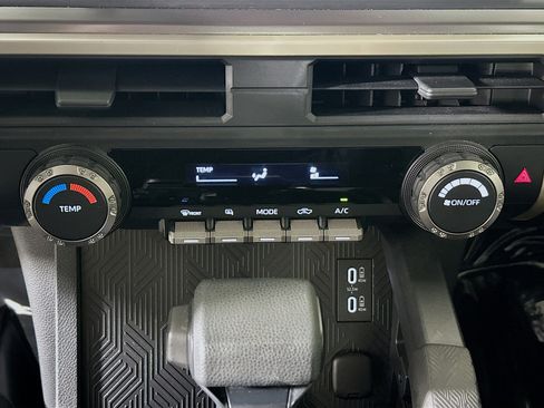 Used 2024 Toyota Tacoma SR5 image 23