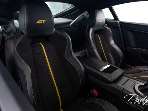 Used 2015 Aston Martin V8 Vantage GT image 39