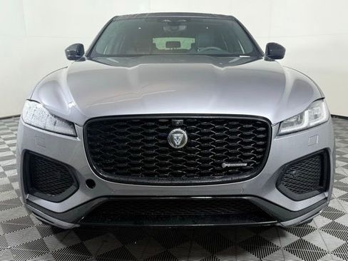 Used 2025 Jaguar F-PACE R-Dynamic S image 9