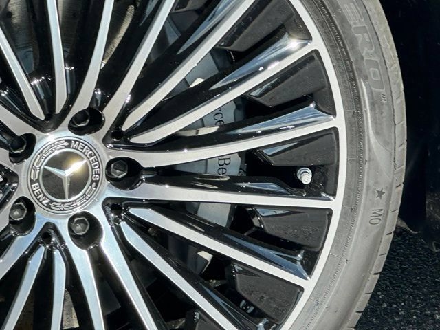 New 2027 Mercedes-Benz E 450 4MATIC Sedan image 9